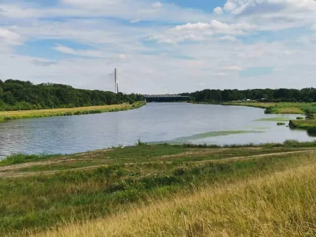 Najlepsze trasy rowerowe we Wrocławiu, które musisz poznać Najlepsze trasy rowerowe we Wrocławiu, które musisz poznać